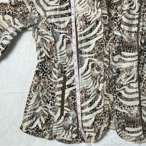 Chico's animal print linen blend size 2 overshirt - Picture 3 of 13